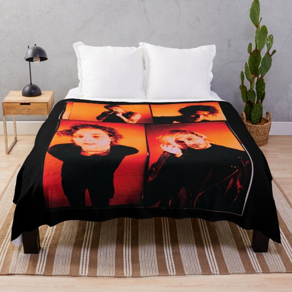 5 Seconds of Summer - Band Photo Grid Throw Blanket RB1512 product Offical 5sos Merch